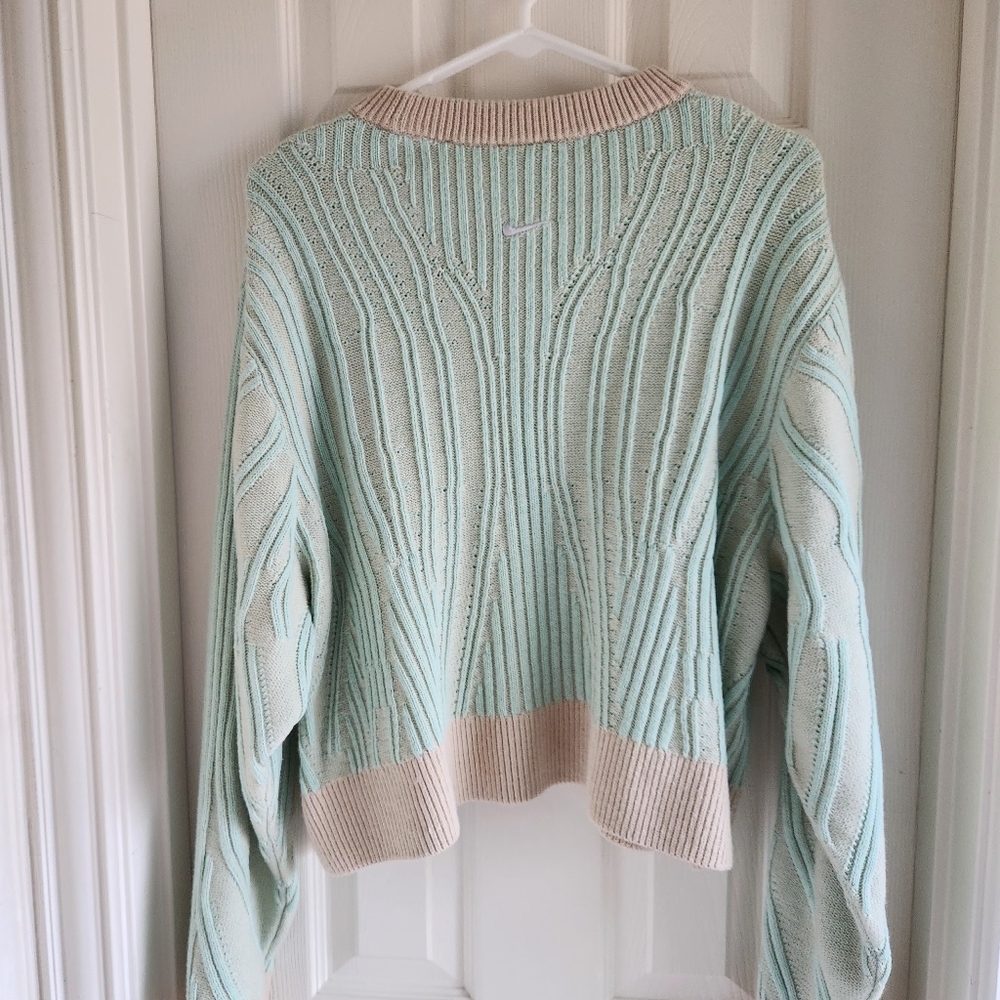 Nike Yoga Luxe Wool Blend Cover Up Knit Crew Neck Mint Sweater Size L - Picture 6 of 6